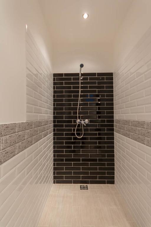 Luxury Apartment By Hi5-Varoshaz Suite Budapest Luaran gambar
